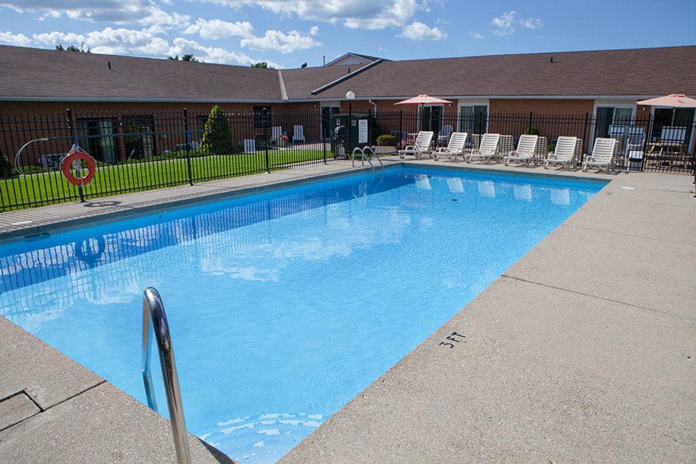 Hotel Super 8 By Wyndham Port Elgin Exterior foto