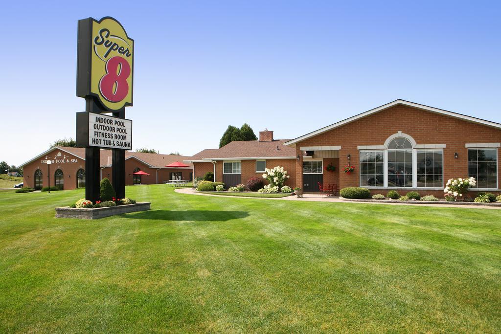 Hotel Super 8 By Wyndham Port Elgin Exterior foto
