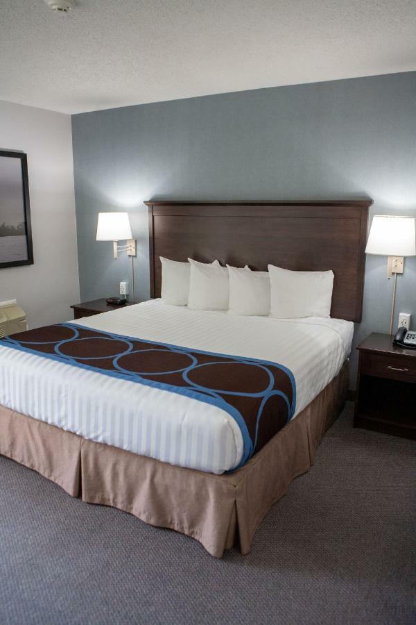 Hotel Super 8 By Wyndham Port Elgin Exterior foto